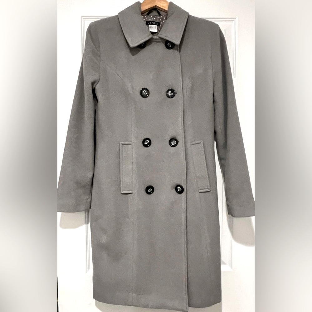 COPY - VENUS polyester wool blend coat. Excellent condition. Only worn once.